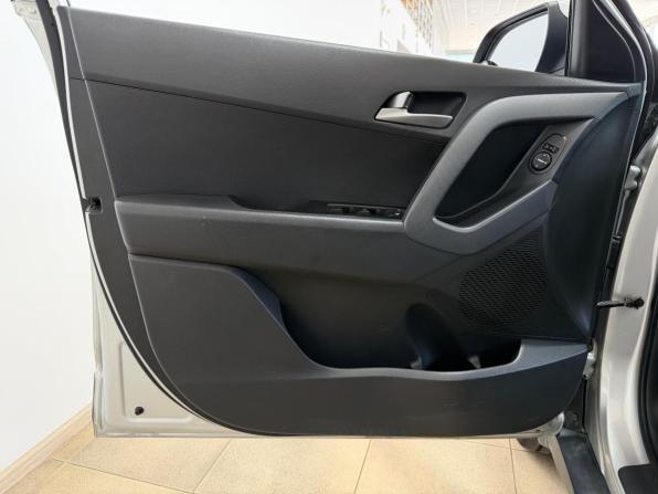Hyundai Creta I с пробегом 2017 года, цена 1 900 000 рублей, 104500 км, внедорожник, Автокод Объявления