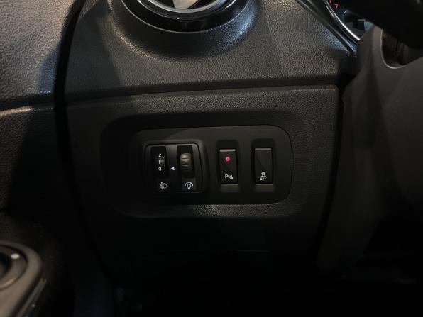 Renault Kaptur I с пробегом 2017 года, цена 1 400 000 рублей, 156020 км, внедорожник, Автокод Объявления