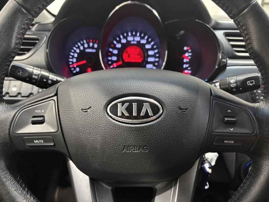 Kia Rio III Курск  - изображение 11