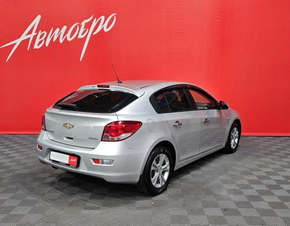 Chevrolet Cruze I Рестайлинг с пробегом 2012 года, цена 750 000 рублей, 140000 км, хэтчбек, Автокод Объявления