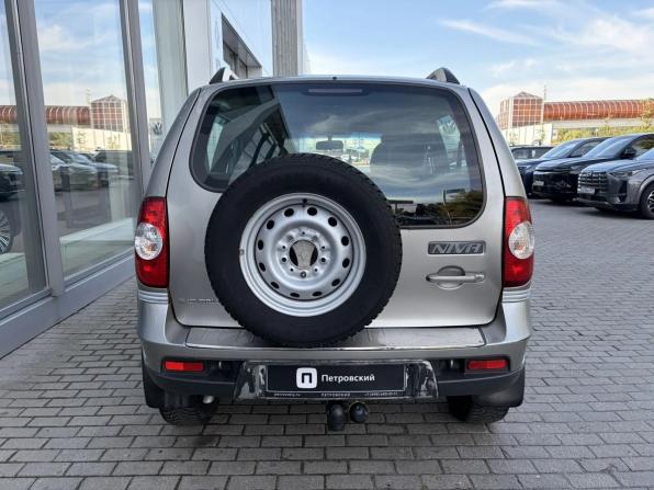 Chevrolet Niva I Рестайлинг с пробегом 2010 года, цена 443 000 рублей, 54391 км, внедорожник, Автокод Объявления