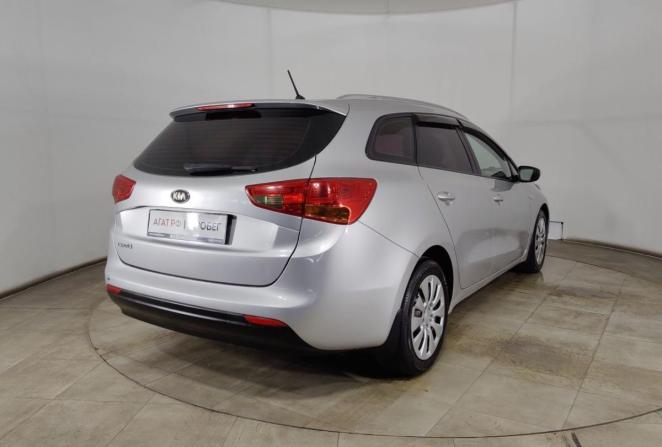 Kia Ceed II с пробегом 2013 года, цена 795 000 рублей, 243500 км, универсал, Автокод Объявления
