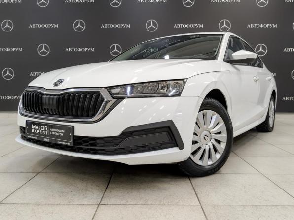 Skoda Octavia IV (A8) с пробегом 2021 года, цена 2 370 000 рублей, 63801 км, лифтбек, Автокод Объявления