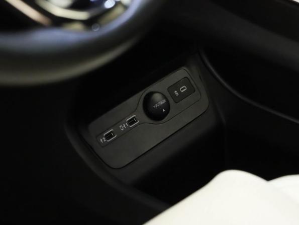 GAC M8 с пробегом 2024 года, цена 4 025 000 рублей, 90644 км, минивэн, Автокод Объявления