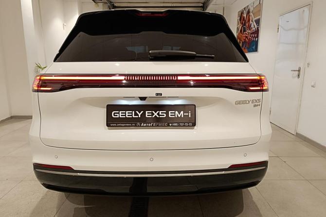 Новый Geely EX5 EM-i 2026 года, цена 3 924 990 рублей, внедорожник, Автокод Объявления
