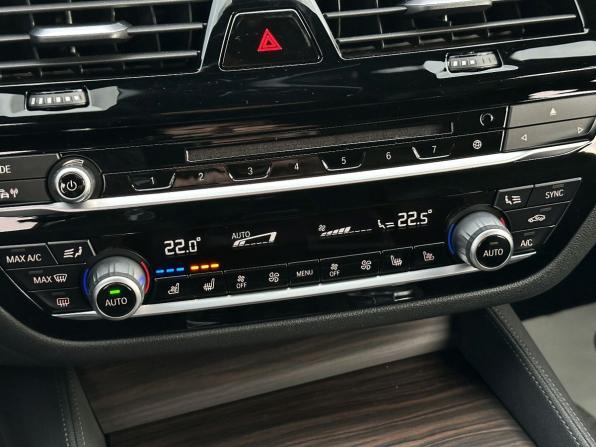 BMW 5 серии VII (G30/G31/G38) с пробегом 2019 года, цена 4 490 000 рублей, 107100 км, седан, Автокод Объявления