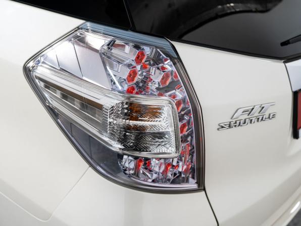 Honda Fit Shuttle I с пробегом 2012 года, цена 880 500 рублей, 205348 км, универсал, Автокод Объявления