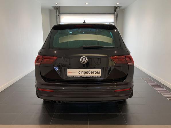 Volkswagen Tiguan II с пробегом 2018 года, цена 1 769 000 рублей, 184799 км, внедорожник, Автокод Объявления
