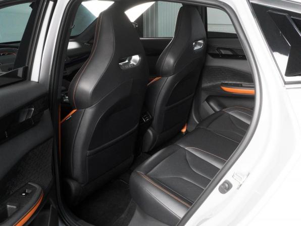Changan UNI-V I с пробегом 2023 года, цена 2 485 000 рублей, 50819 км, лифтбек, Автокод Объявления