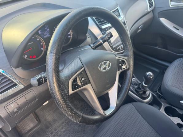 Hyundai Solaris I Рестайлинг с пробегом 2014 года, цена 730 000 рублей, 186230 км, седан, Автокод Объявления
