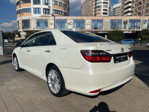 Toyota Camry VII (XV50) Рестайлинг с пробегом 2015 года, цена 1 950 000 рублей, 220000 км, седан, Автокод Объявления