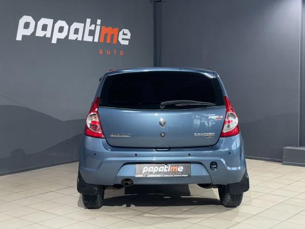 Renault Sandero I с пробегом 2011 года, цена 650 000 рублей, 96519 км, хэтчбек, Автокод Объявления
