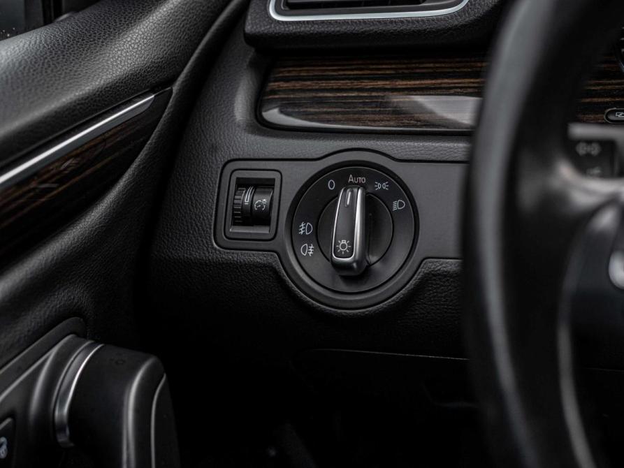 Volkswagen Passat CC I Рестайлинг Санкт-Петербург  - изображение 9