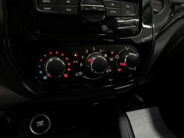 Renault Kaptur I Рестайлинг с пробегом 2021 года, цена 1 675 000 рублей, 75822 км, внедорожник, Автокод Объявления