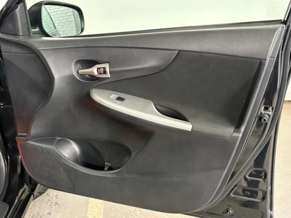 Toyota Corolla X (E140 E150) Рестайлинг с пробегом 2013 года, цена 990 000 рублей, 201360 км, седан, Автокод Объявления