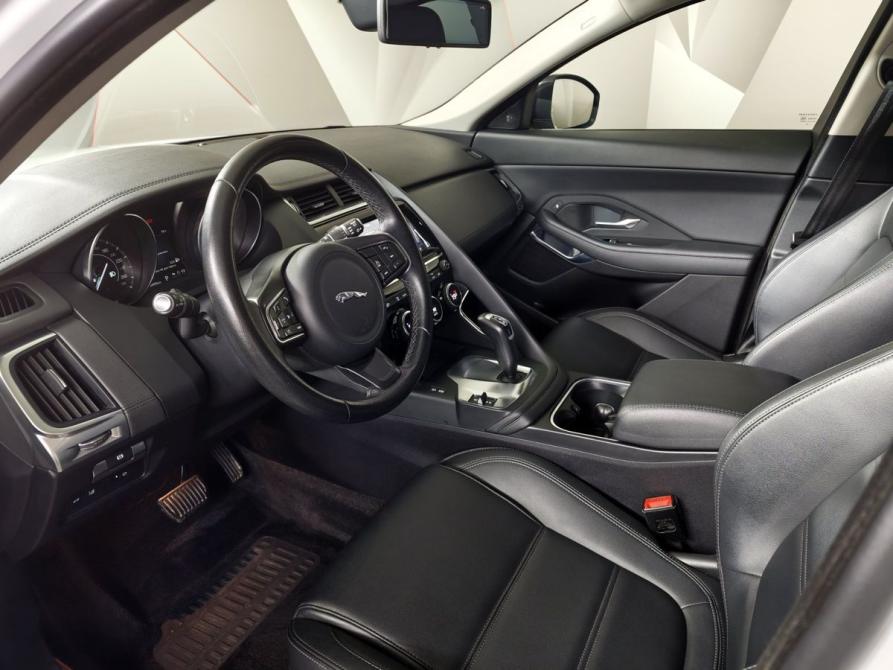 Jaguar E-Pace I Москва  - изображение 19