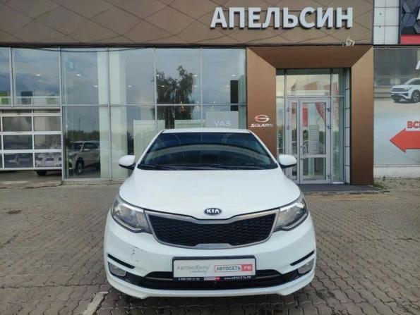Kia Rio III Рестайлинг с пробегом 2016 года, цена 860 000 рублей, 137068 км, седан, Автокод Объявления