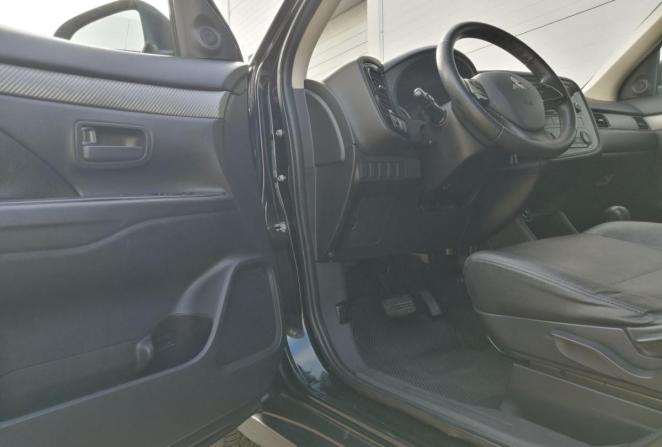 Mitsubishi Outlander II Рестайлинг с пробегом 2012 года, цена 1 260 000 рублей, 212000 км, внедорожник, Автокод Объявления