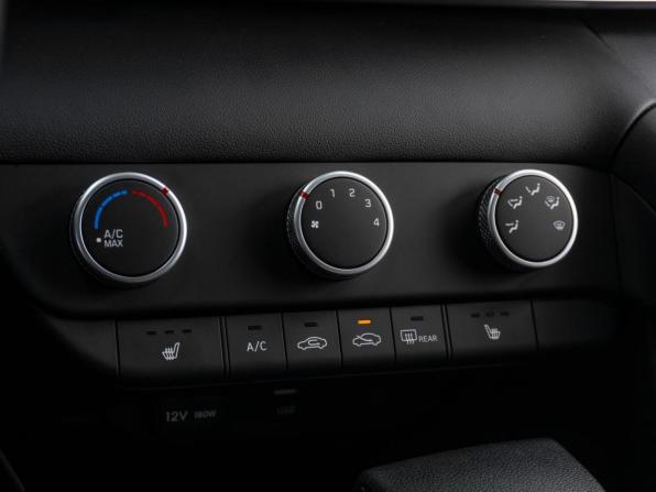 Hyundai Elantra VII (CN7) Рестайлинг с пробегом 2024 года, цена 2 615 000 рублей, 1081 км, седан, Автокод Объявления
