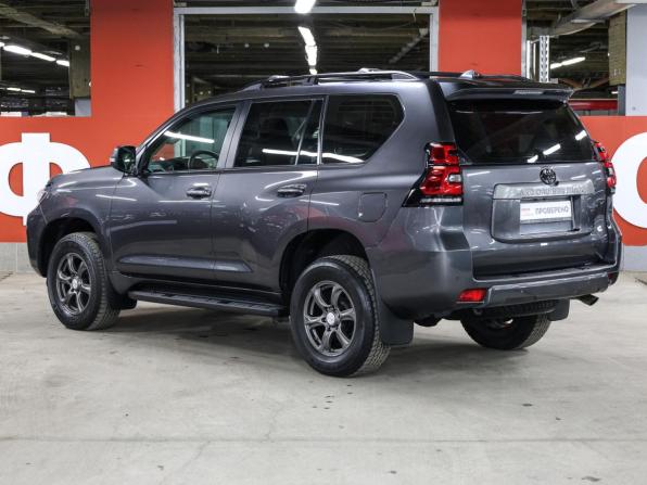 Toyota Land Cruiser Prado 150 Series Рестайлинг 2 с пробегом 2018 года, цена 4 950 000 рублей, 101365 км, внедорожник, Автокод Объявления