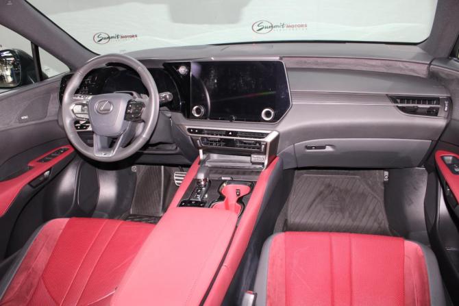 Lexus RX V с пробегом 2023 года, цена 10 900 000 рублей, 20050 км, внедорожник, Автокод Объявления
