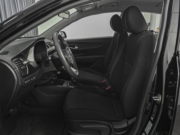 Kia Rio IV Рестайлинг с пробегом 2020 года, цена 1 680 000 рублей, 49243 км, седан, Автокод Объявления