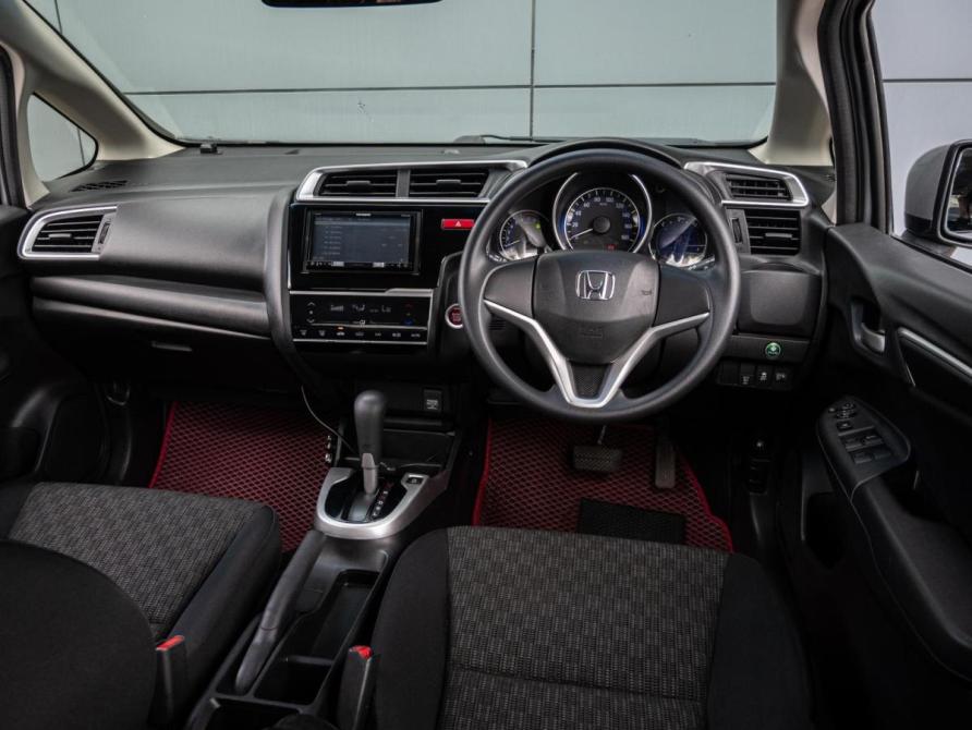 Honda Fit III Краснодар  - изображение 6