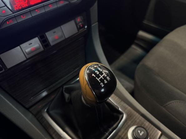 Ford Focus II Рестайлинг с пробегом 2008 года, цена 360 000 рублей, 290486 км, седан, Автокод Объявления