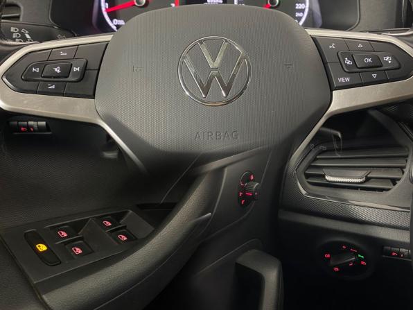 Volkswagen Polo VI с пробегом 2021 года, цена 1 250 000 рублей, 132282 км, лифтбек, Автокод Объявления
