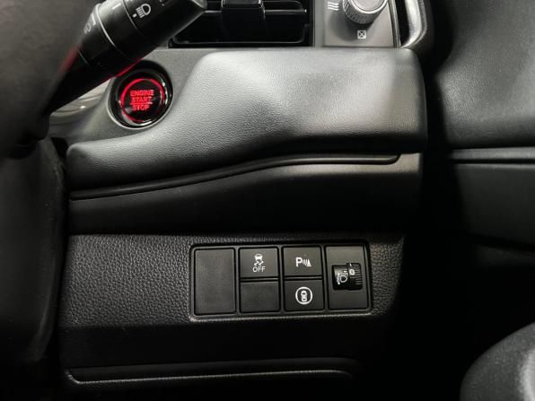Honda Vezel II с пробегом 2021 года, цена 2 355 000 рублей, 55810 км, внедорожник, Автокод Объявления