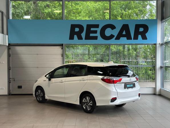 Honda Shuttle II с пробегом 2016 года, цена 1 230 000 рублей, 205776 км, универсал, Автокод Объявления