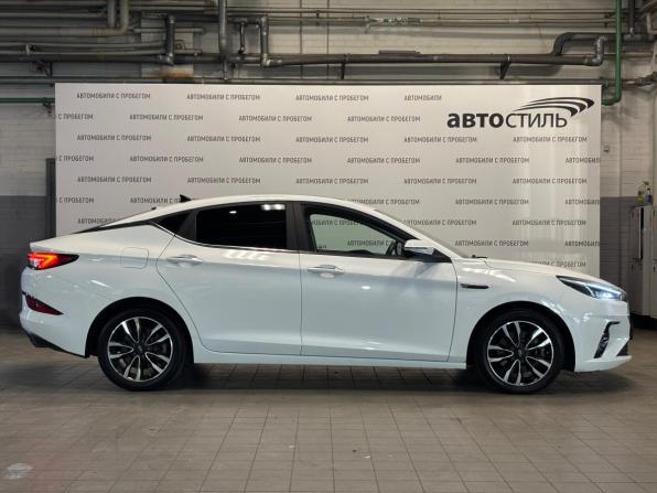 JAC J7 I с пробегом 2023 года, цена 909 000 рублей, 118000 км, хэтчбек, Автокод Объявления