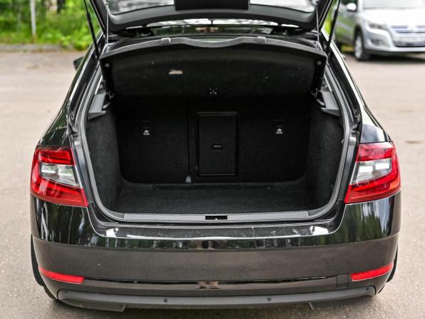 Skoda Octavia III (A7) Рестайлинг с пробегом 2017 года, цена 1 590 000 рублей, 122864 км, универсал, Автокод Объявления