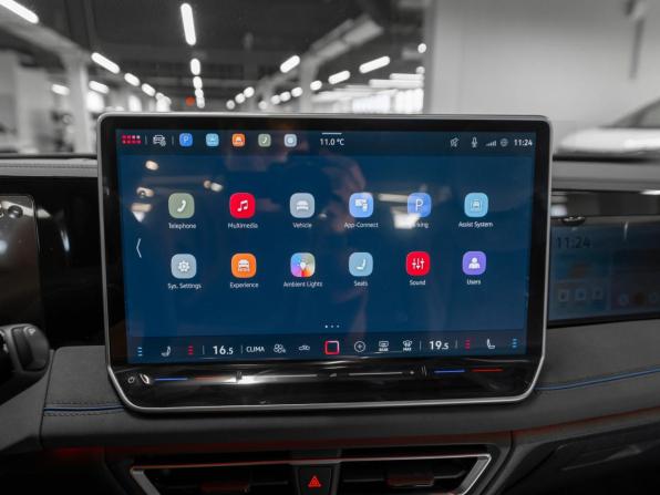 Volkswagen Tiguan III (China Market) с пробегом 2026 года, цена 5 000 000 рублей, 30 км, внедорожник, Автокод Объявления