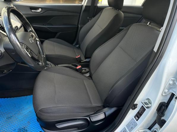Hyundai Solaris II с пробегом 2020 года, цена 1 225 000 рублей, 180597 км, седан, Автокод Объявления