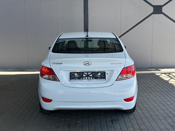 Hyundai Solaris I с пробегом 2014 года, цена 1 050 000 рублей, 88675 км, седан, Автокод Объявления