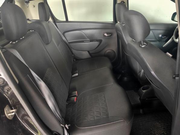 Renault Sandero II с пробегом 2014 года, цена 897 000 рублей, 100600 км, хэтчбек, Автокод Объявления