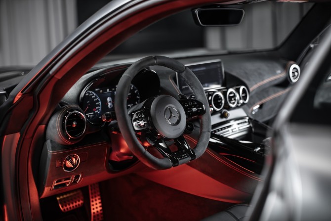 Новый Mercedes-Benz AMG GT I Рестайлинг 2020 года, цена 50 500 000 рублей, купе, Автокод Объявления