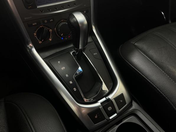 Opel Antara I Рестайлинг с пробегом 2012 года, цена 1 200 000 рублей, 112000 км, внедорожник, Автокод Объявления