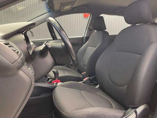 Kia Rio III Рестайлинг с пробегом 2016 года, цена 1 197 000 рублей, 51436 км, хэтчбек, Автокод Объявления