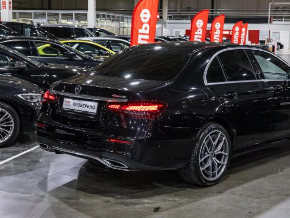 Mercedes-Benz E-Класс V (W213 S213 C238) Рестайлинг с пробегом 2021 года, цена 3 999 700 рублей, 86137 км, седан, Автокод Объявления