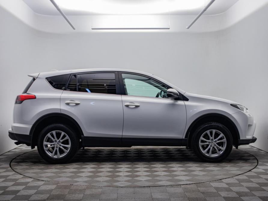 Toyota RAV4 IV (XA40) Рестайлинг Москва  - изображение 7