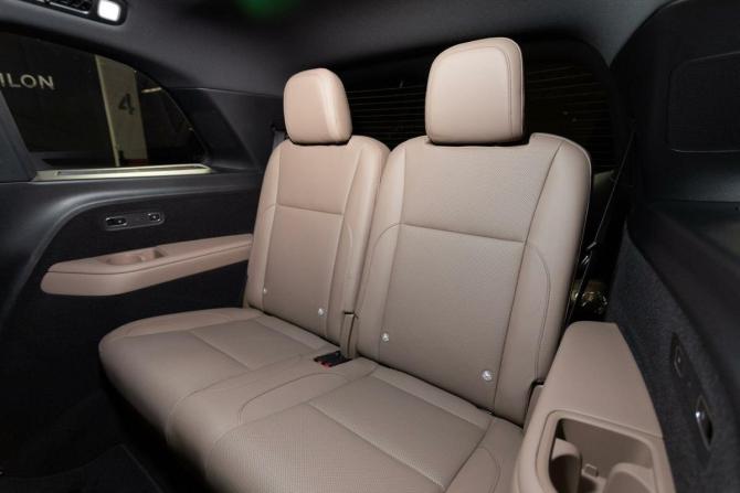 Новый Li Auto (Lixiang) L9 I Рестайлинг 2025 года, цена 11 600 000 рублей, внедорожник, Автокод Объявления