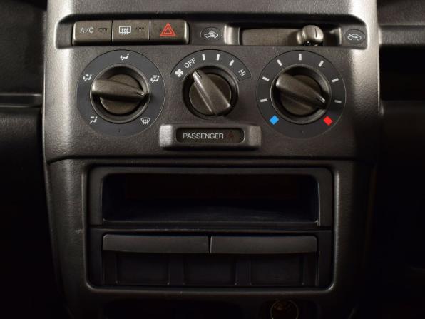 Toyota bB I с пробегом 2001 года, цена 466 999 рублей, 411835 км, компактвэн, Автокод Объявления