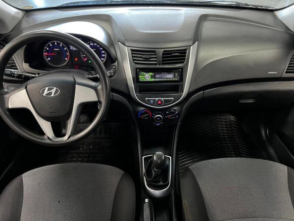 Hyundai Solaris I с пробегом 2013 года, цена 725 000 рублей, 104795 км, седан, Автокод Объявления