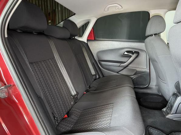 Volkswagen Polo V Рестайлинг с пробегом 2016 года, цена 899 000 рублей, 211802 км, седан, Автокод Объявления
