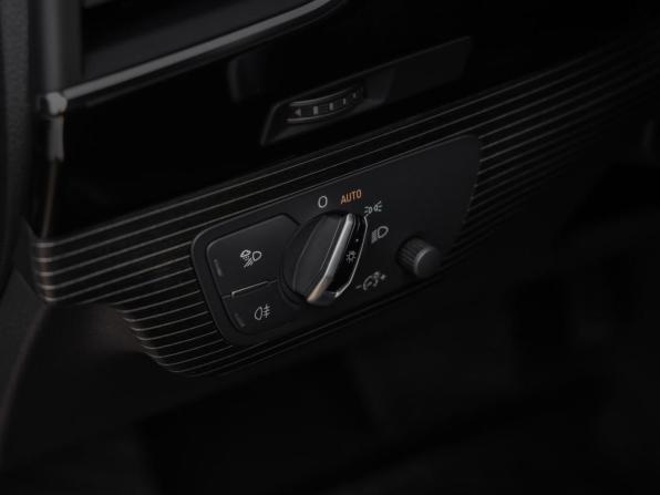 Audi Q7 II (4M) с пробегом 2018 года, цена 4 099 000 рублей, 174000 км, внедорожник, Автокод Объявления