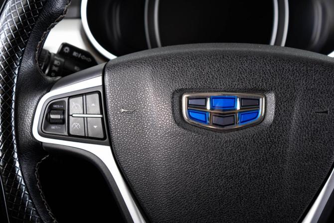 Geely Atlas I с пробегом 2021 года, цена 1 539 000 рублей, 180000 км, внедорожник, Автокод Объявления