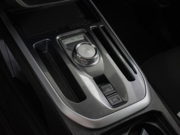 Haval Jolion I Рестайлинг с пробегом 2024 года, цена 2 425 000 рублей, 6048 км, внедорожник, Автокод Объявления