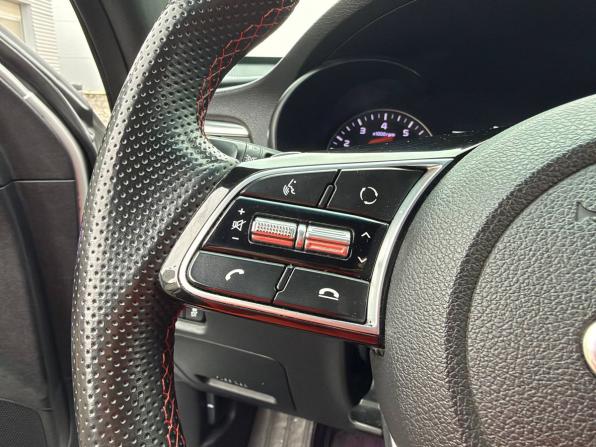 Kia Optima IV Рестайлинг с пробегом 2019 года, цена 1 945 000 рублей, 159137 км, седан, Автокод Объявления